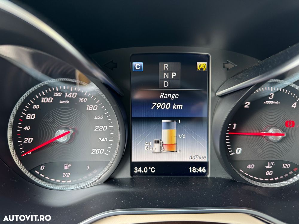 Mercedes-Benz C 220 d T 9G-TRONIC AMG Line - 29