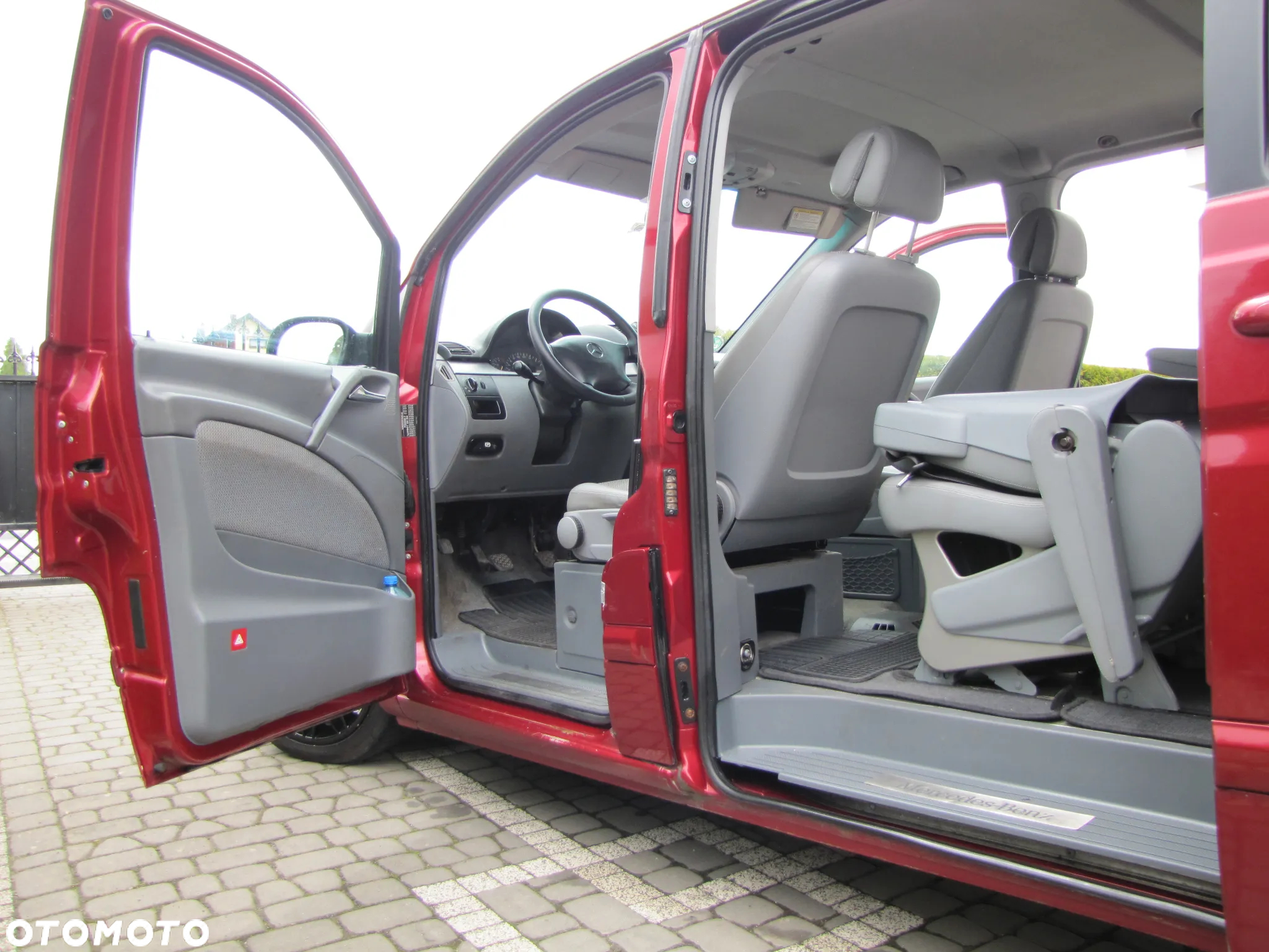 Mercedes-Benz Viano - 24