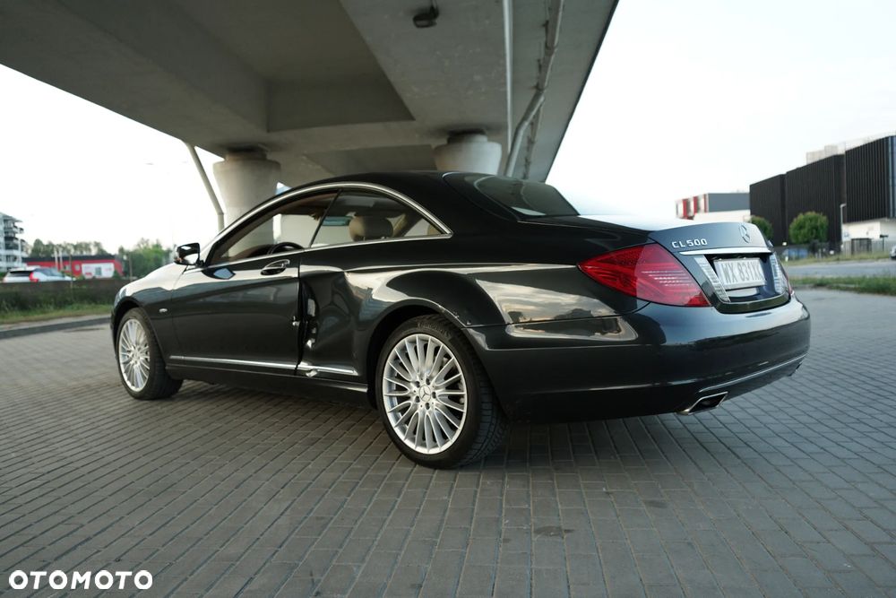 Mercedes-Benz CL 500 4-Matic BlueEff - 30