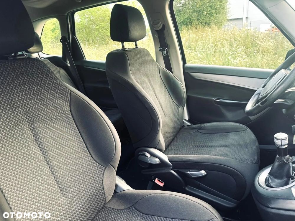 Citroën C4 Picasso 1.6 HDi My Way - 9