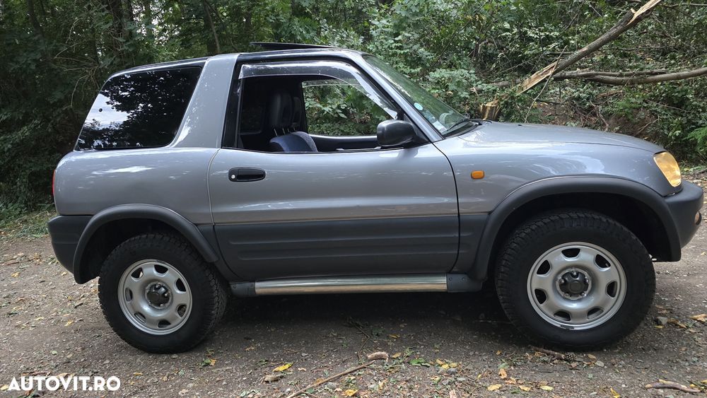 Toyota RAV4 - 4