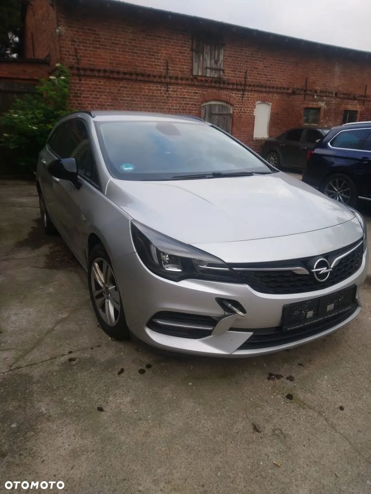 Opel Astra 1.5 D Start/Stop Sports Tourer - 2