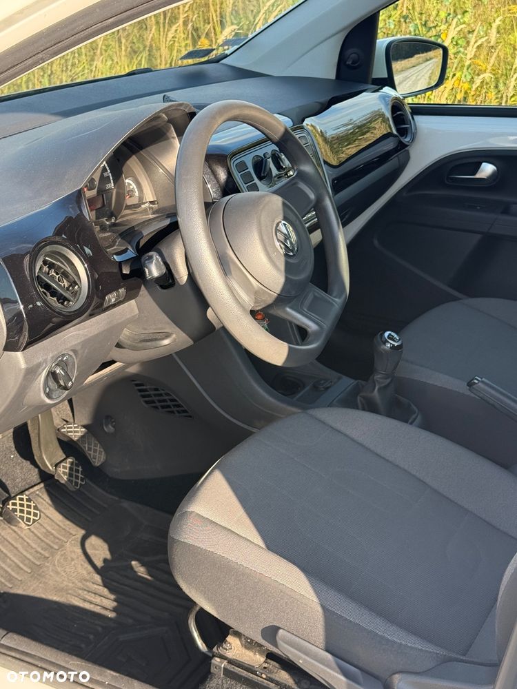 Volkswagen up! - 6