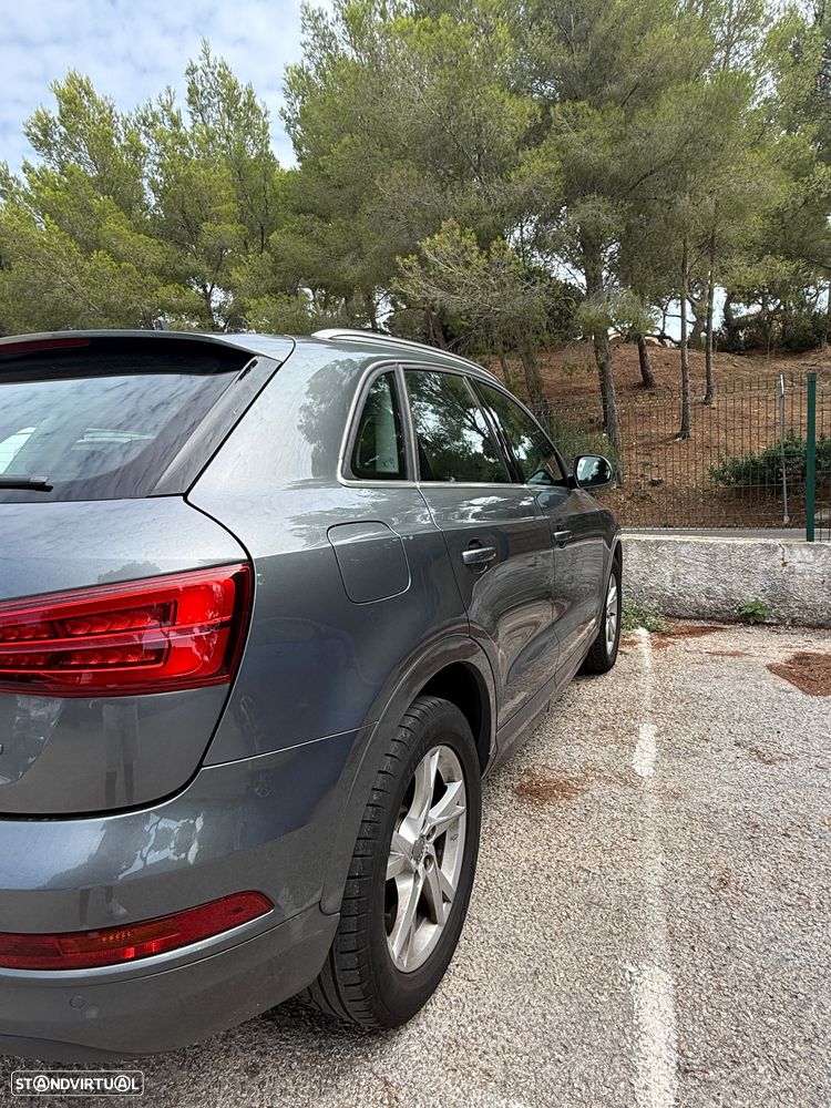 Audi Q3 2.0 TDI S tronic - 5