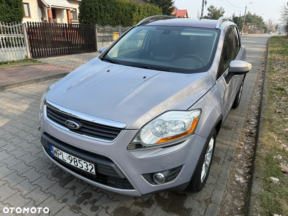 Ford Kuga 2.0 TDCi 2x4 Titanium - 2