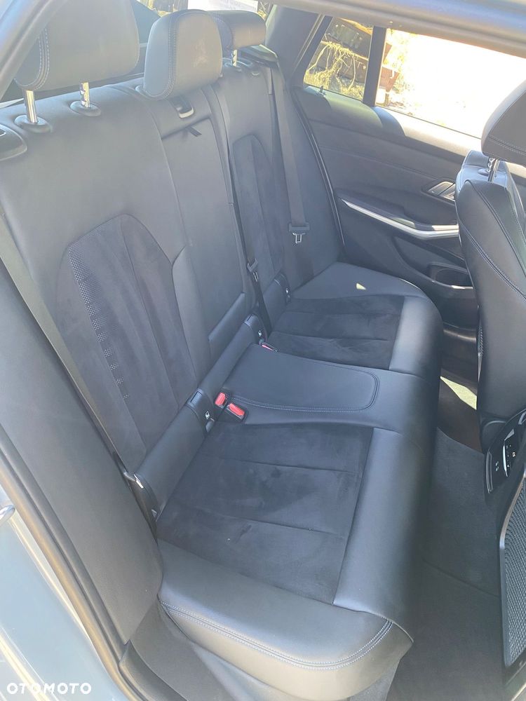 BMW Seria 3 320d M Sport Shadow sport - 29