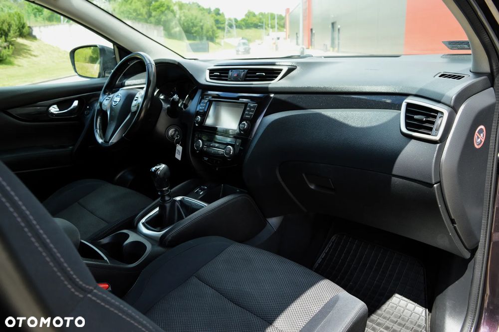 Nissan Qashqai 1.2 DIG-T Tekna - 10