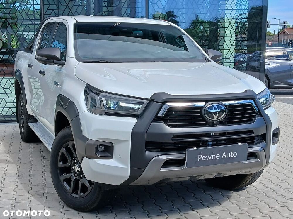 Toyota Hilux 2.8 D-4D mHEV Double Cab Invincible 4x4 - 9