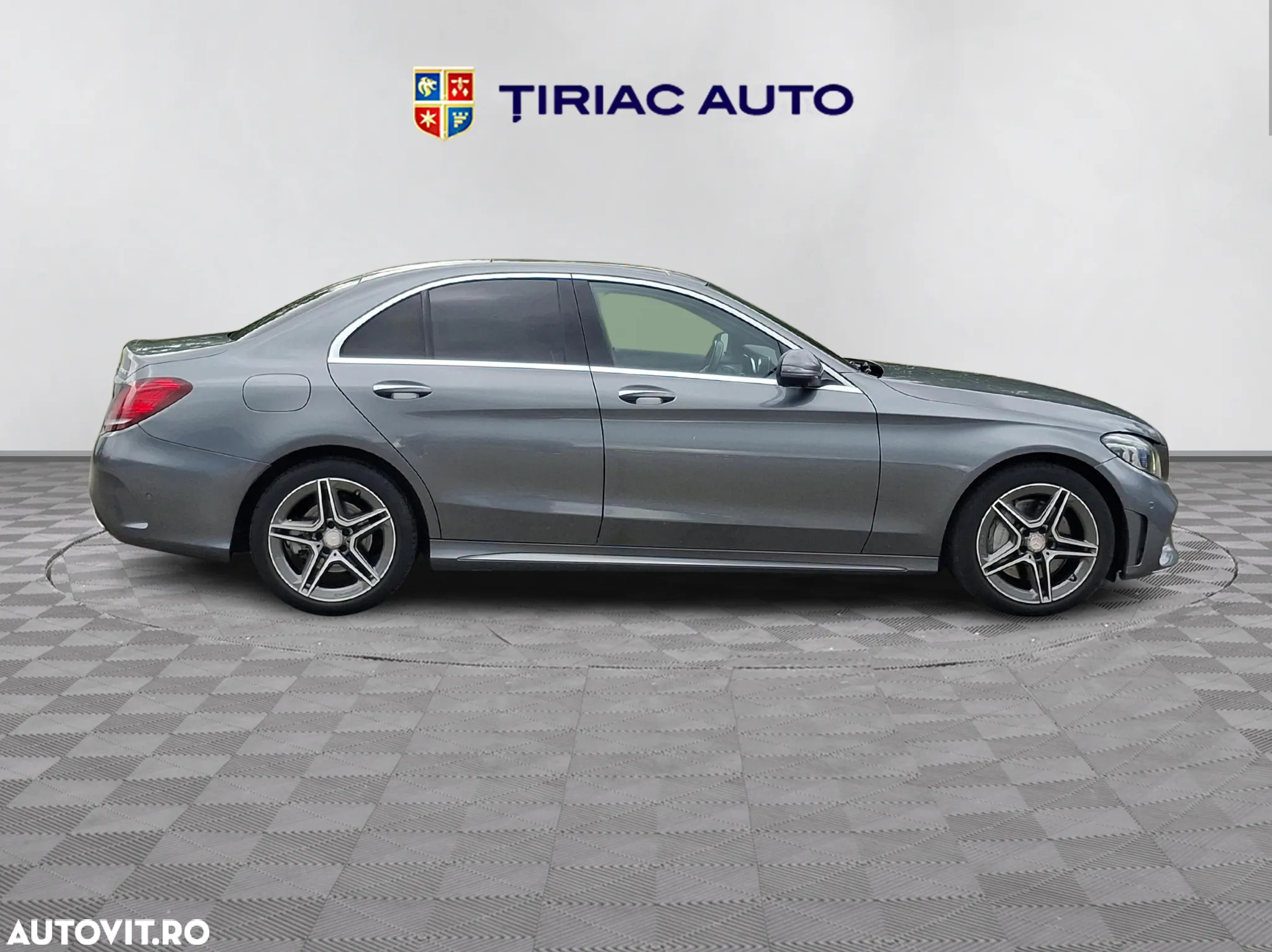 Mercedes-Benz C - 6