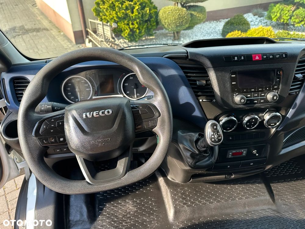 Iveco DAILY - 12