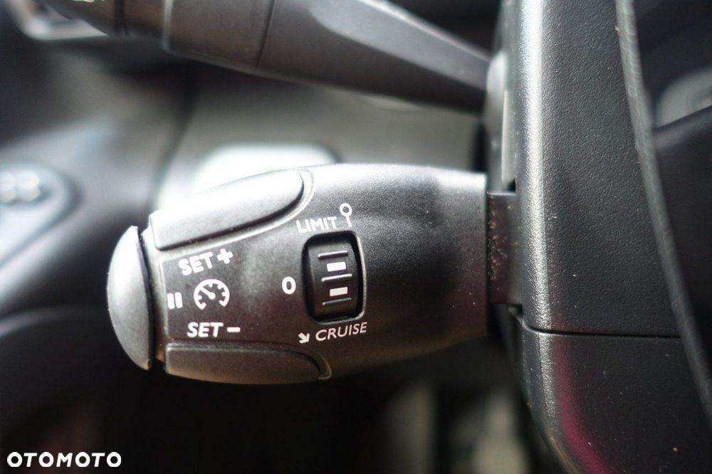 Peugeot Partner - 27