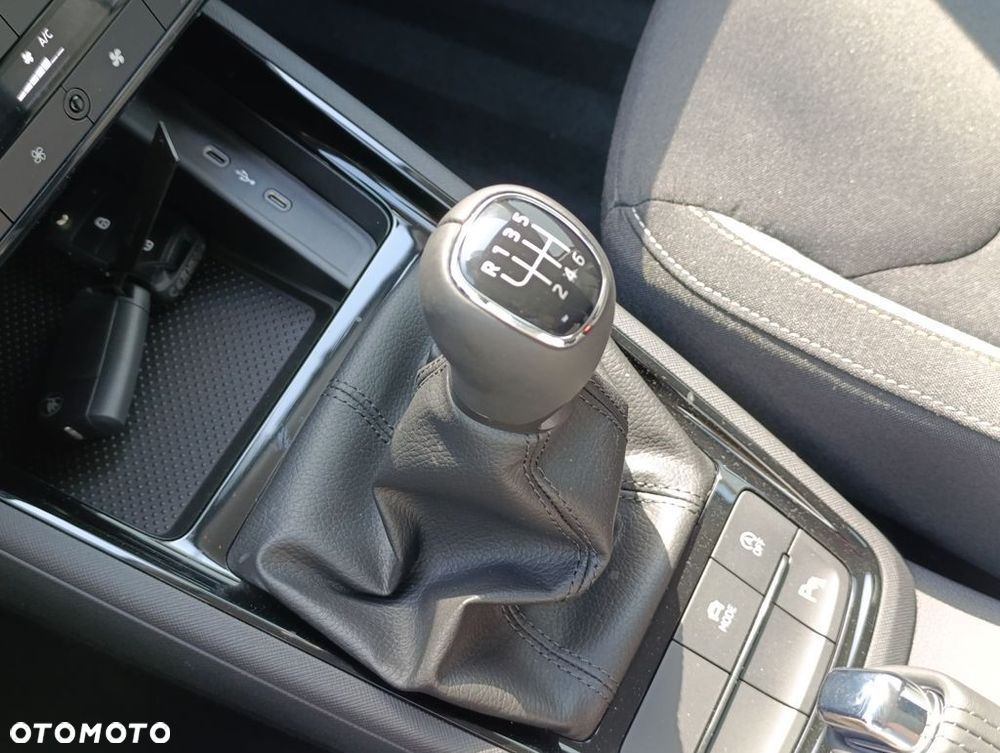 Skoda Scala 1.0 TSI Selection - 32