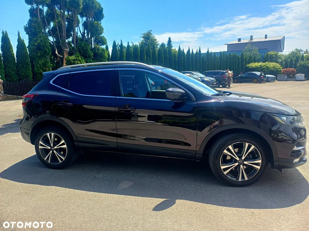 Nissan Qashqai 1.7 dCi 4x4 Tekna - 6