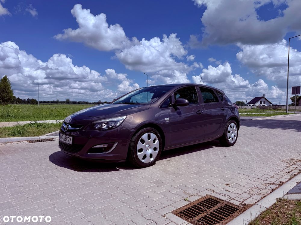 Opel Astra 1.4 Turbo - 1