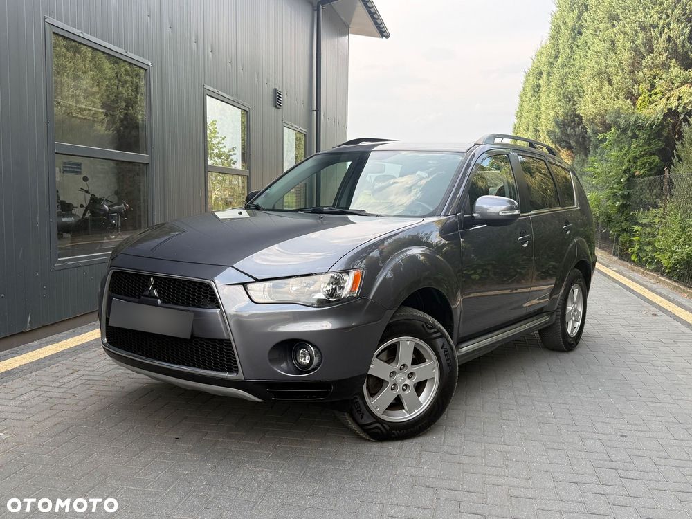 Mitsubishi Outlander 2.0 2WD CVT Invite - 1