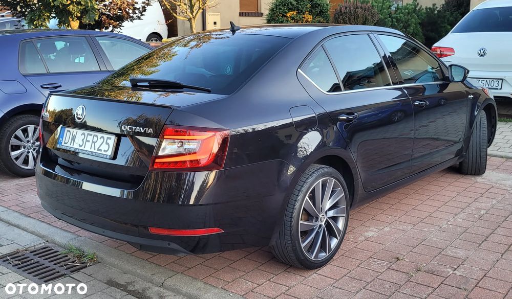 Skoda Octavia 2.0 TSI L&K DSG - 4