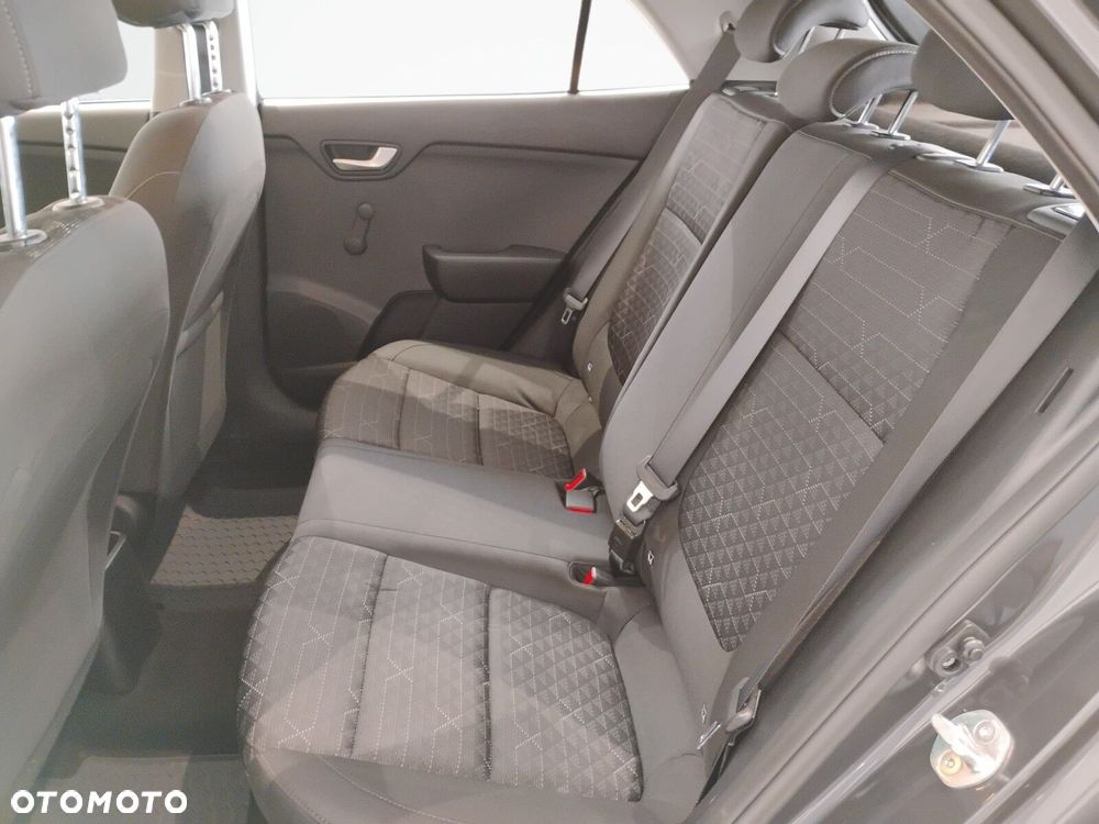 Kia Rio - 13