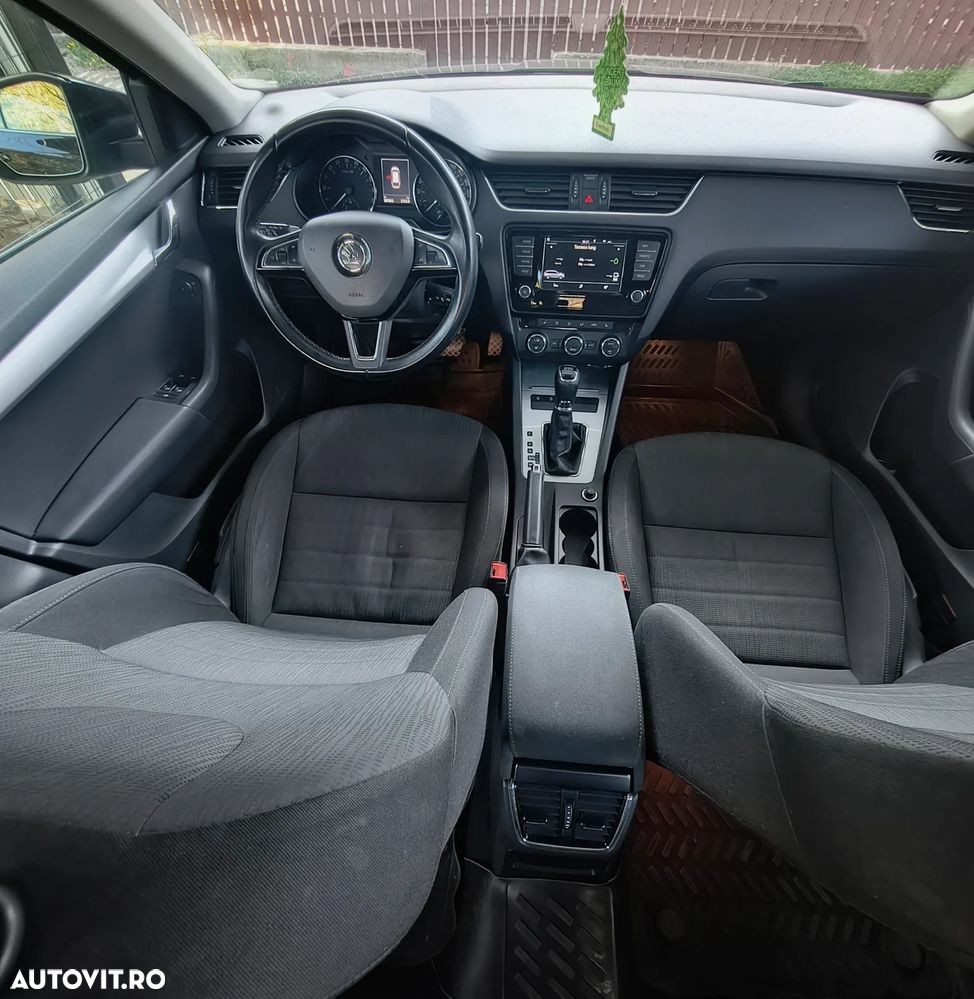 Skoda Octavia 2.0 TDI DSG Ambition - 7