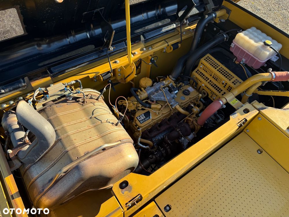 Caterpillar 330 FL - 25