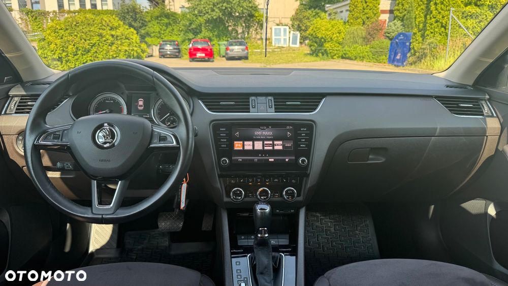 Skoda Octavia 1.8 TSI DSG L&K - 37