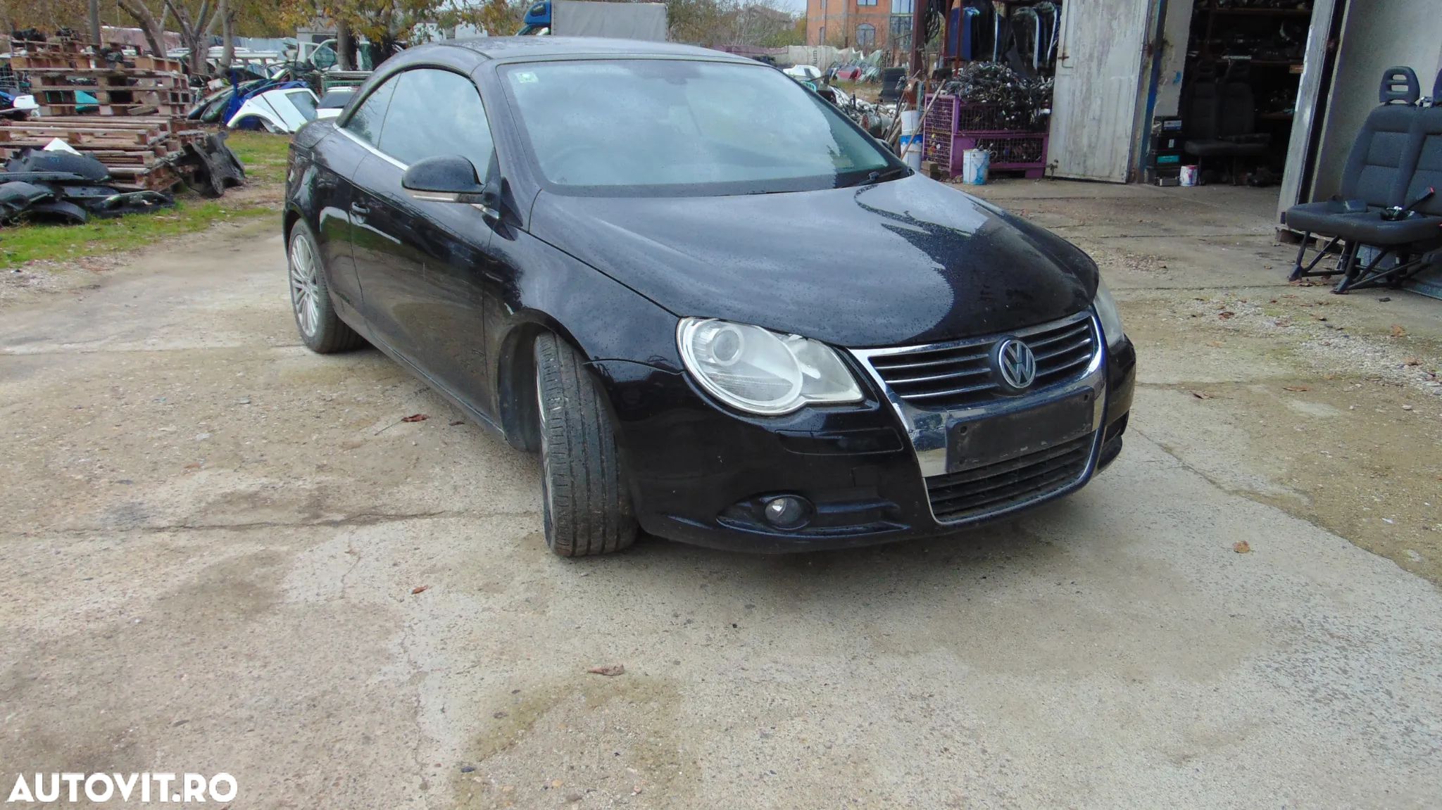 Dezmembrez VW Eos 2.0 benzina cabrio cutie manuala - 1