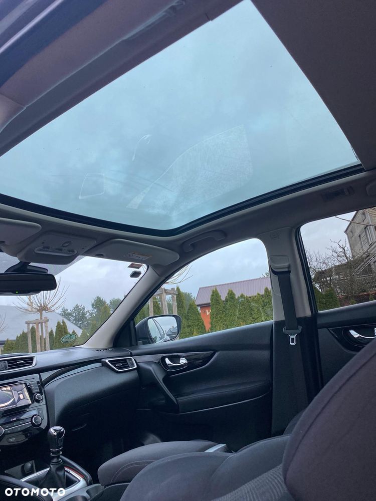 Nissan Qashqai 1.6 DIG-T N-Connecta - 33