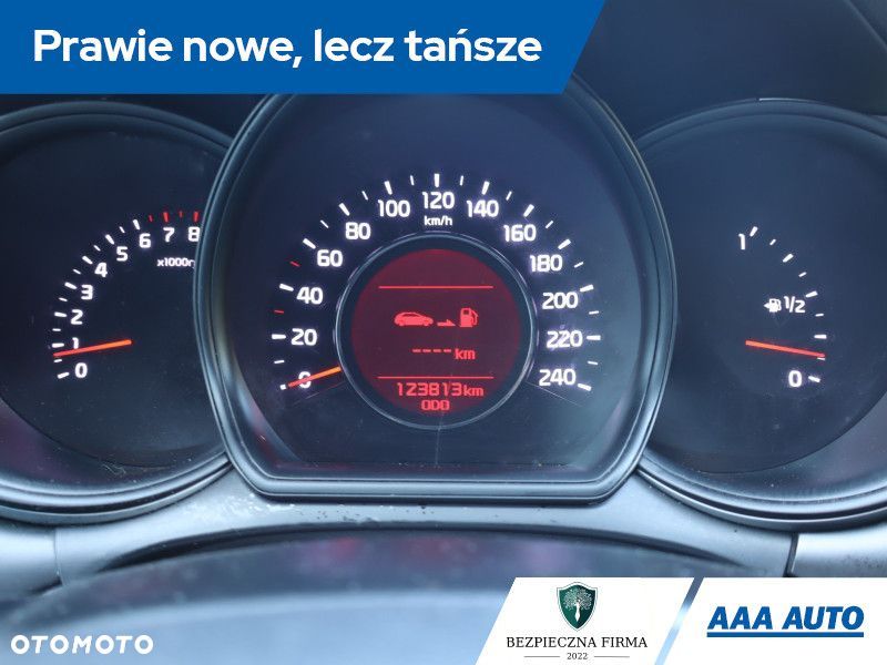 Kia Ceed - 13