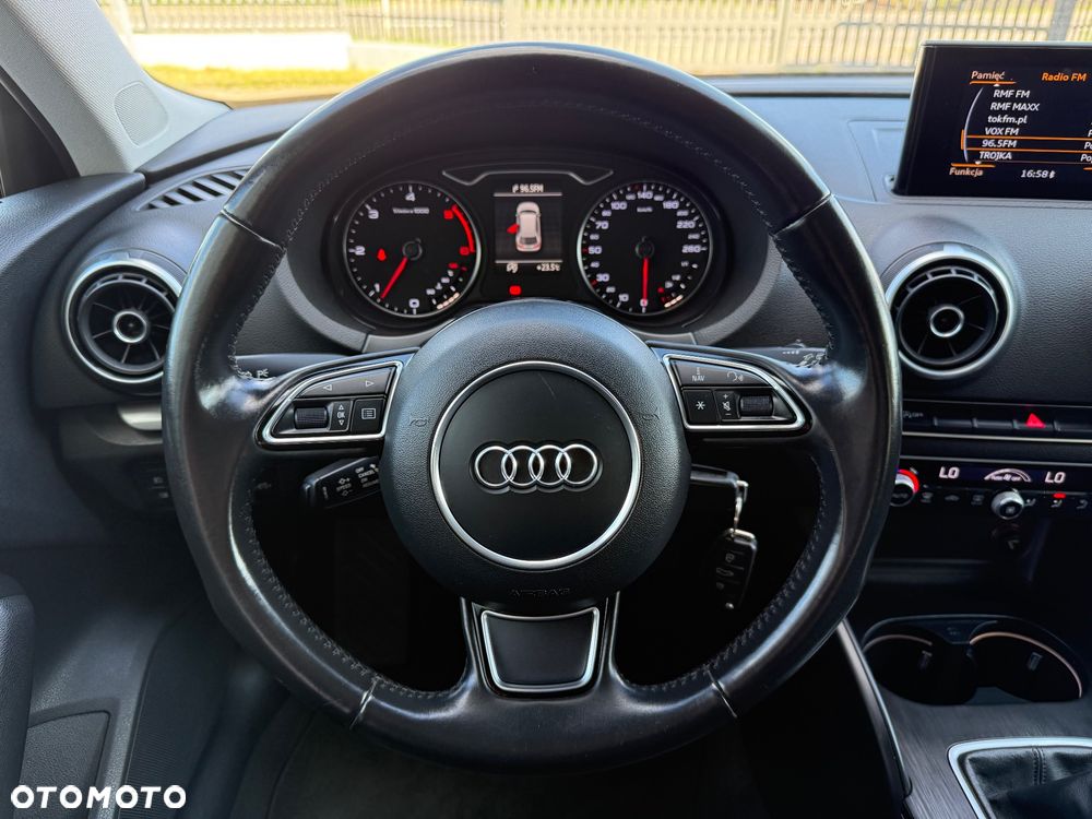 Audi A3 Sportback 2.0 TDI Attraction - 23