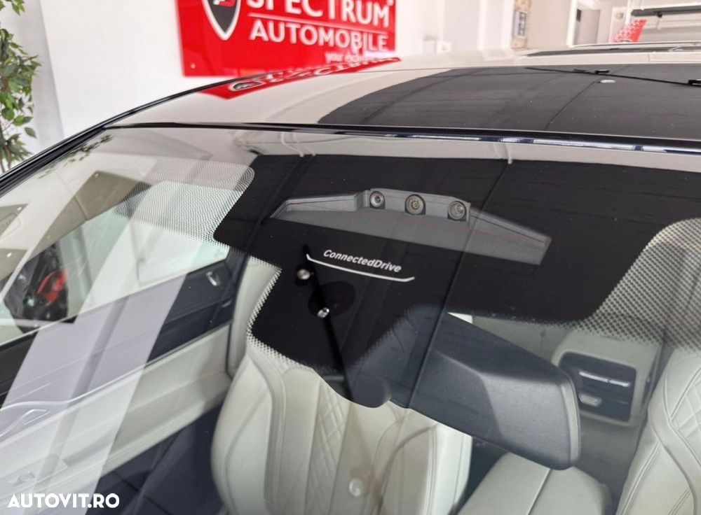 BMW Seria 7 745e - 11