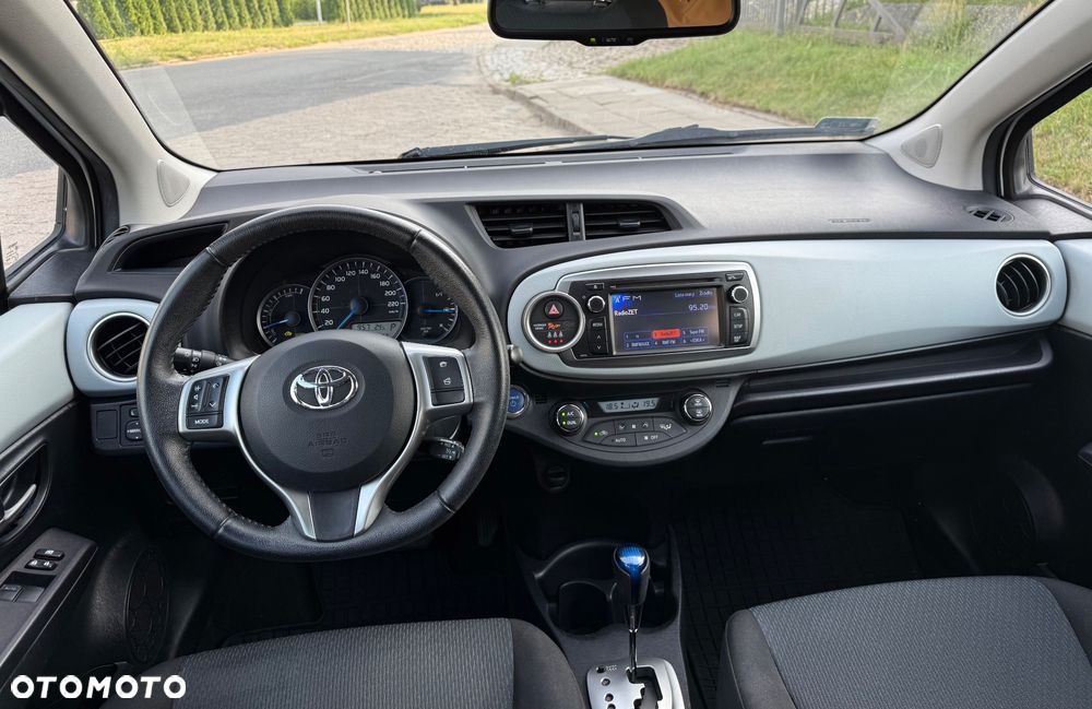 Toyota Yaris 1.5 VVT-i Comfort - 25