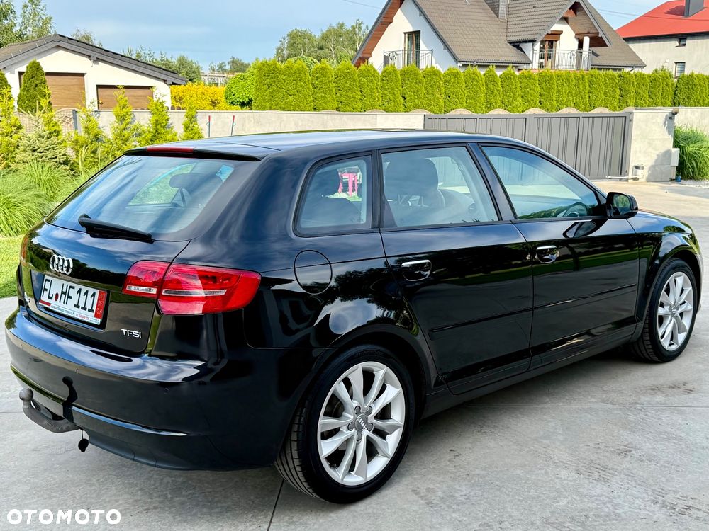 Audi A3 Sportback 1.4 TFSI Ambiente - 8