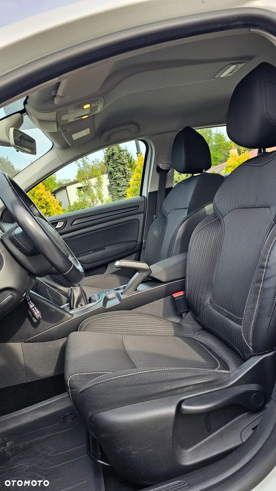 Renault Megane 1.2 Energy TCe Intens - 23