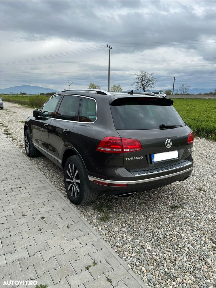 Volkswagen Touareg 3.0 V6 TDI BMT - 3