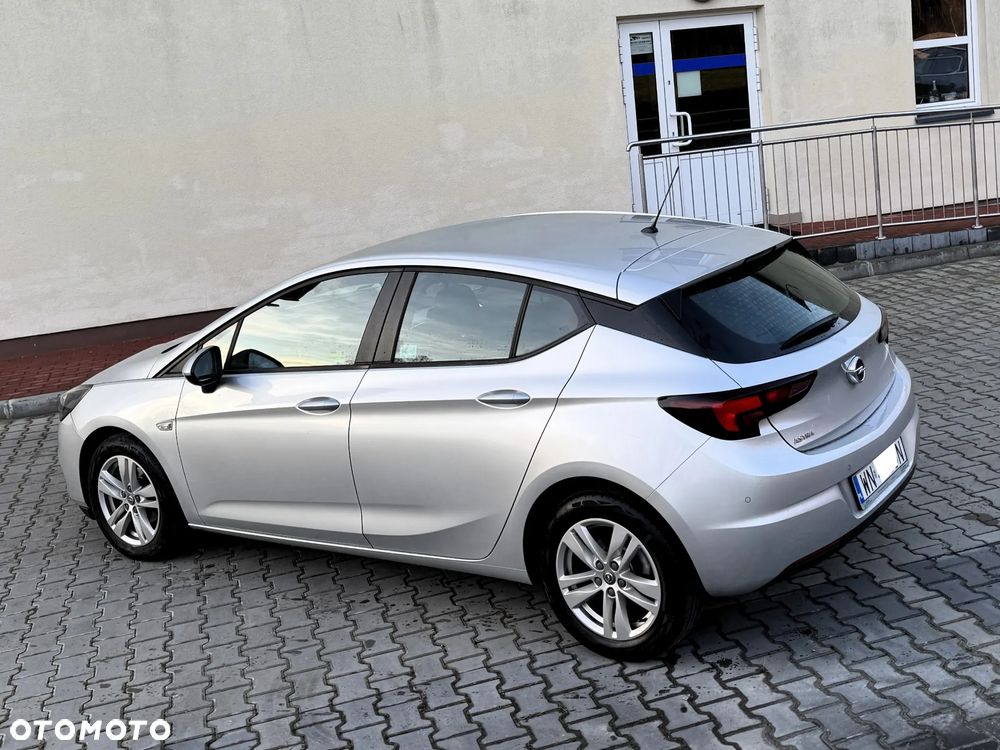 Opel Astra 1.2 T Edition S&S - 4