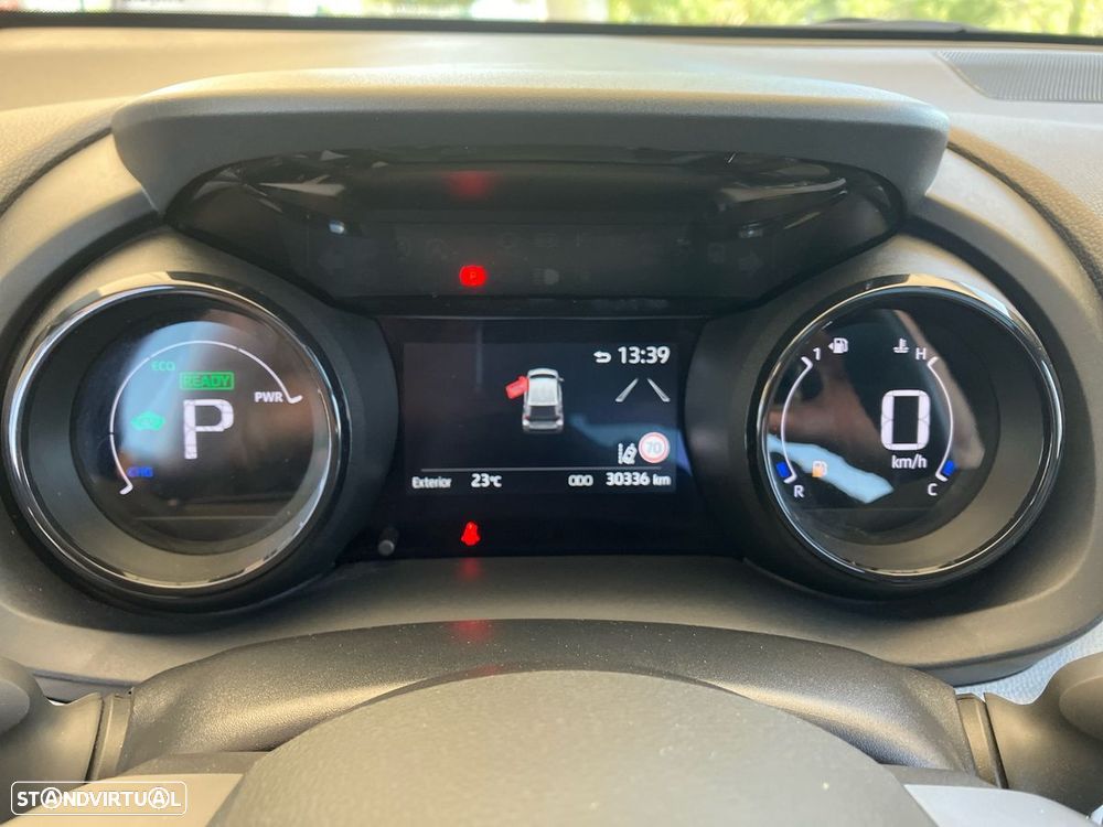 Toyota Yaris 1.5 HDF Luxury - 14