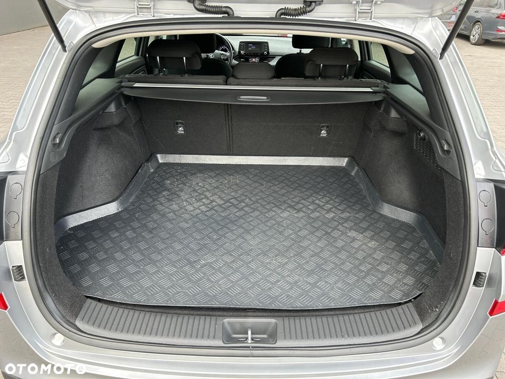 Hyundai i30 1.0 T-GDI Modern - 10