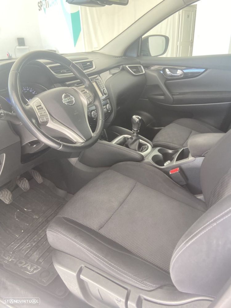 Nissan Qashqai 1.5 dCi N-Connecta - 8