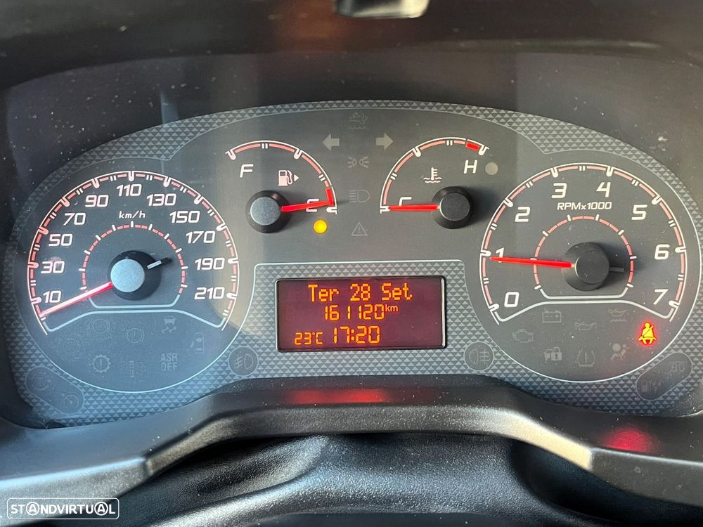Fiat Fiorino 1.3 M-jet Adventure com 1GD - 37