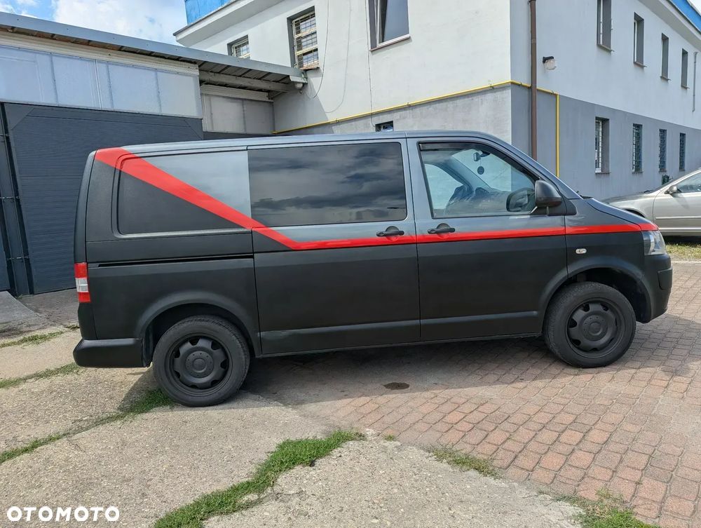 Volkswagen Transporter - 2