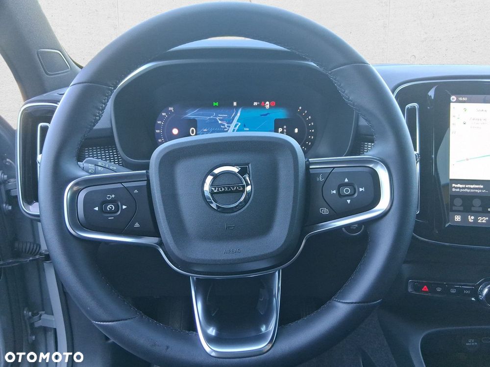 Volvo XC 40 - 26