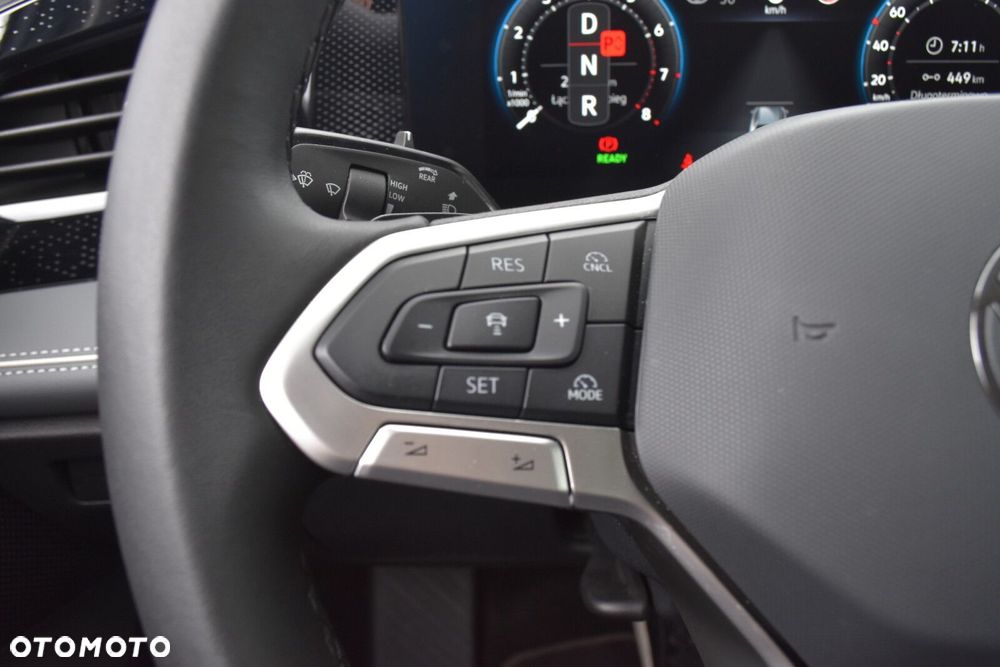 Volkswagen Passat 1.5 TSI EVO Business DSG - 24