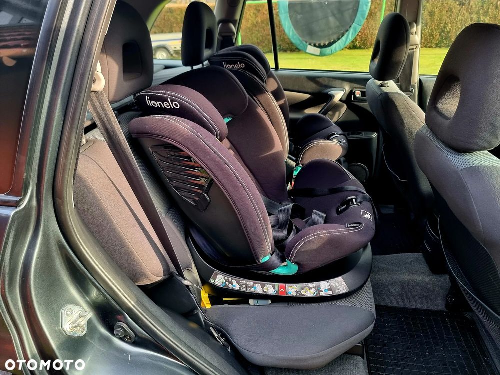 Toyota RAV4 D-4D 4x4 - 17