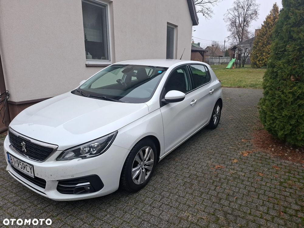 Peugeot 308 - 1
