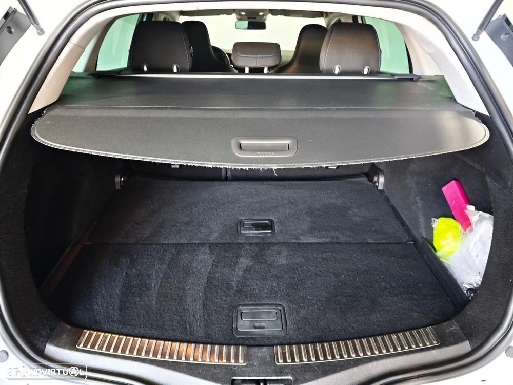 Renault Mégane Sport Tourer 1.5 dCi GT Line - 27