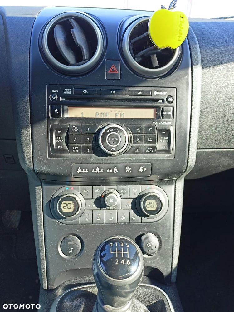 Nissan Qashqai - 12