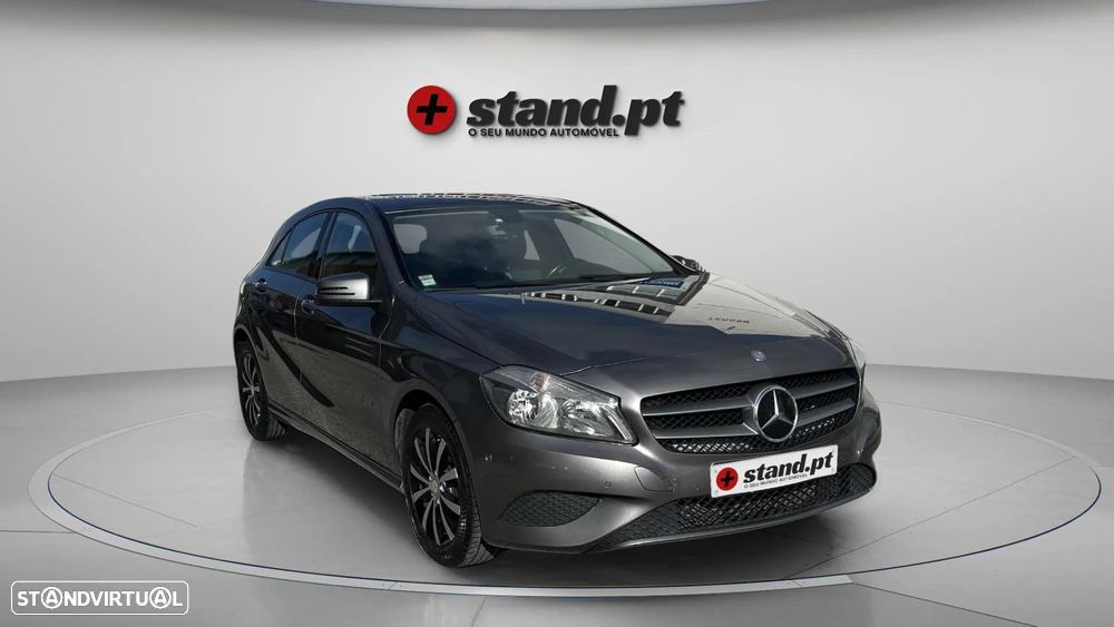 Mercedes-Benz A 180 d 7G-DCT Urban - 3