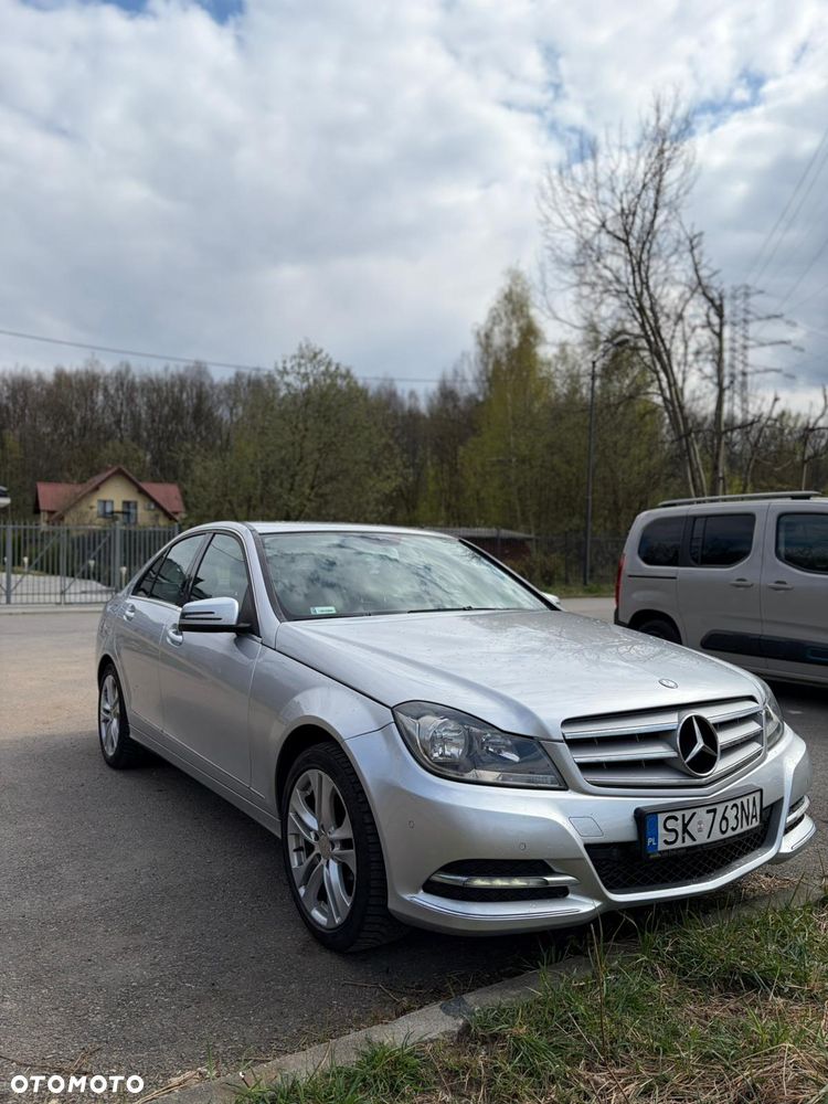 Mercedes-Benz Klasa C 180 (BlueEFFICIENCY) Avantgarde - 15