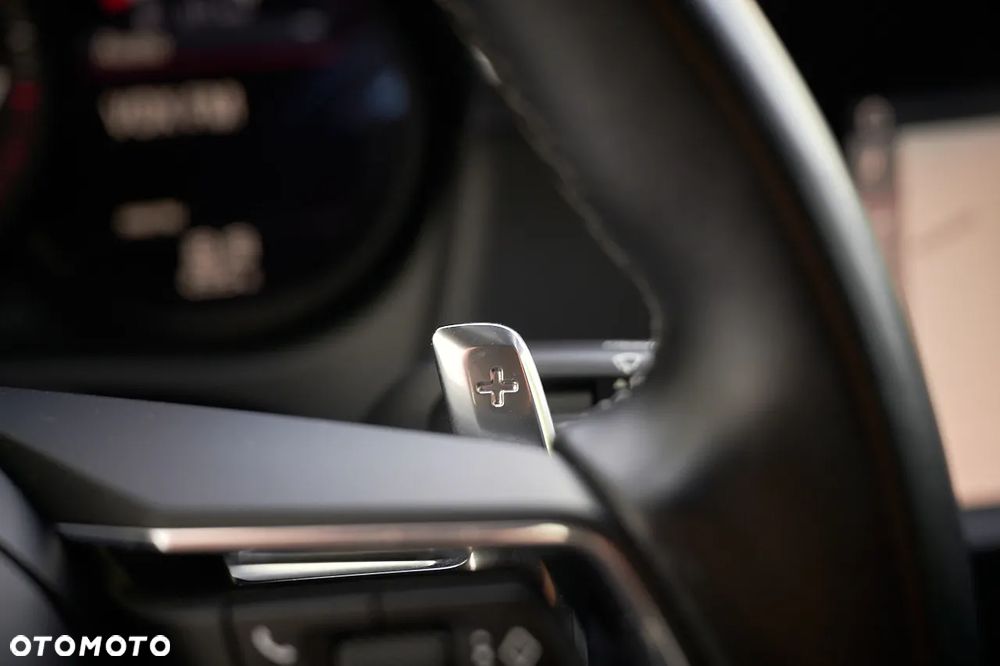 Porsche Macan - 27