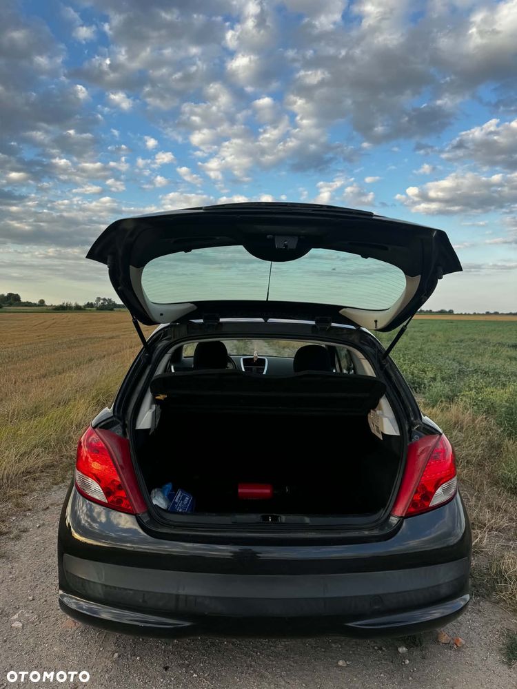 Peugeot 207 1.4 Trendy - 7