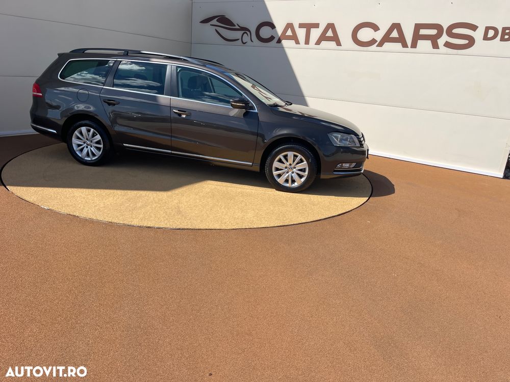 Volkswagen Passat 2.0 TDI BlueMotion Technology Comfortline - 19